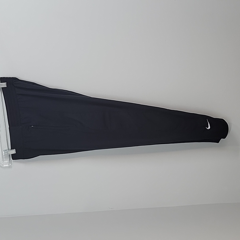 NIKE Dri Fit Black tapered leg pants with zip pockets Small